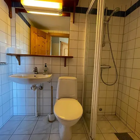 Spacious And Comfortable In Sleeps 6 *